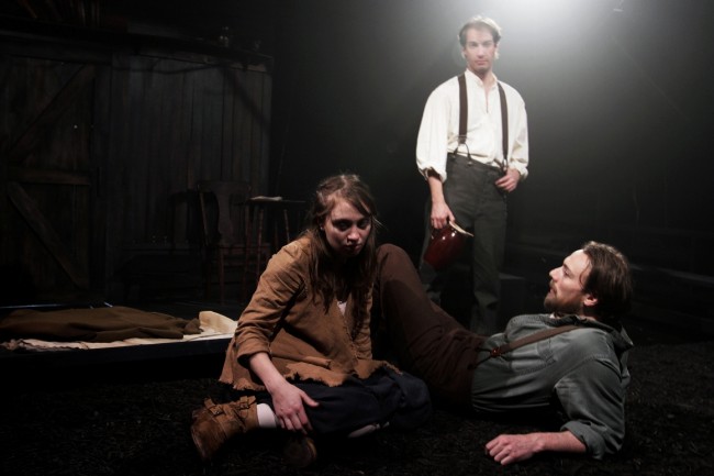 Exile,_Knives_in_Hens_cast_photo_by_Paola_Nogueras